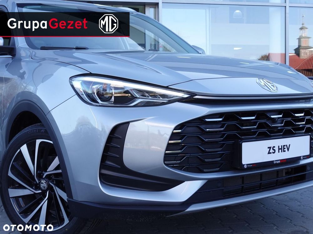 MG ZS - 7