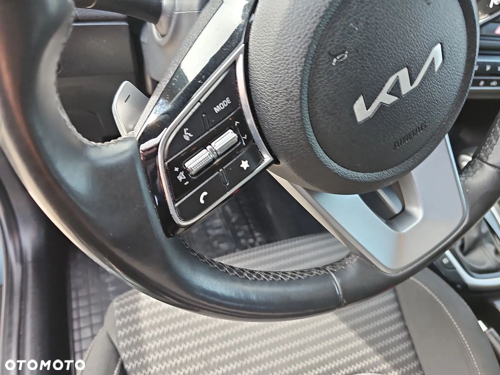 Kia Ceed 1.5 T-GDI M DCT - 17