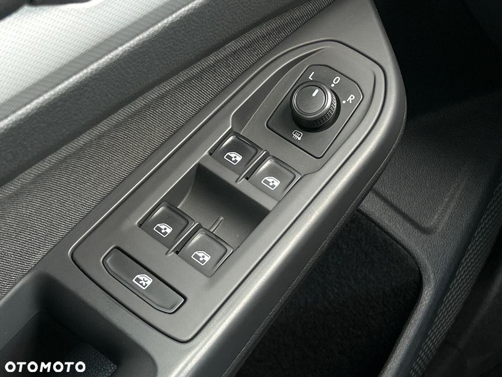 Volkswagen Golf VIII 2.0 TDI - 20
