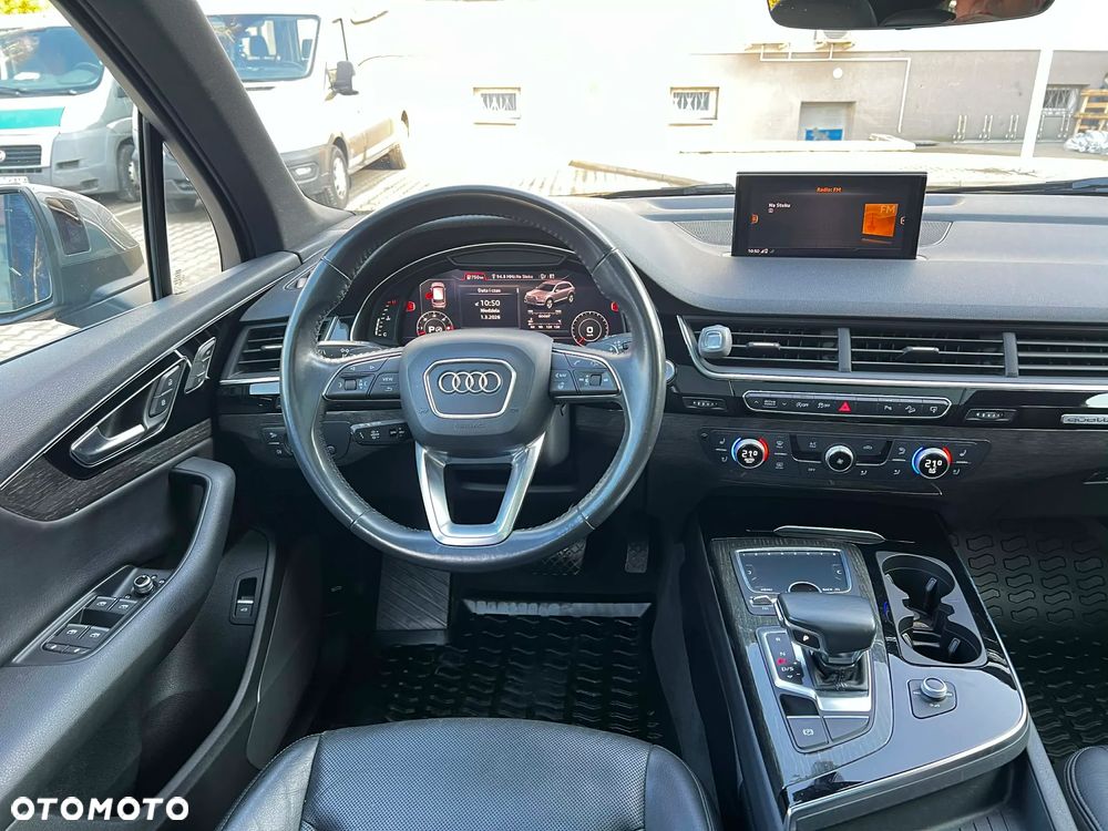 Audi Q7 - 11