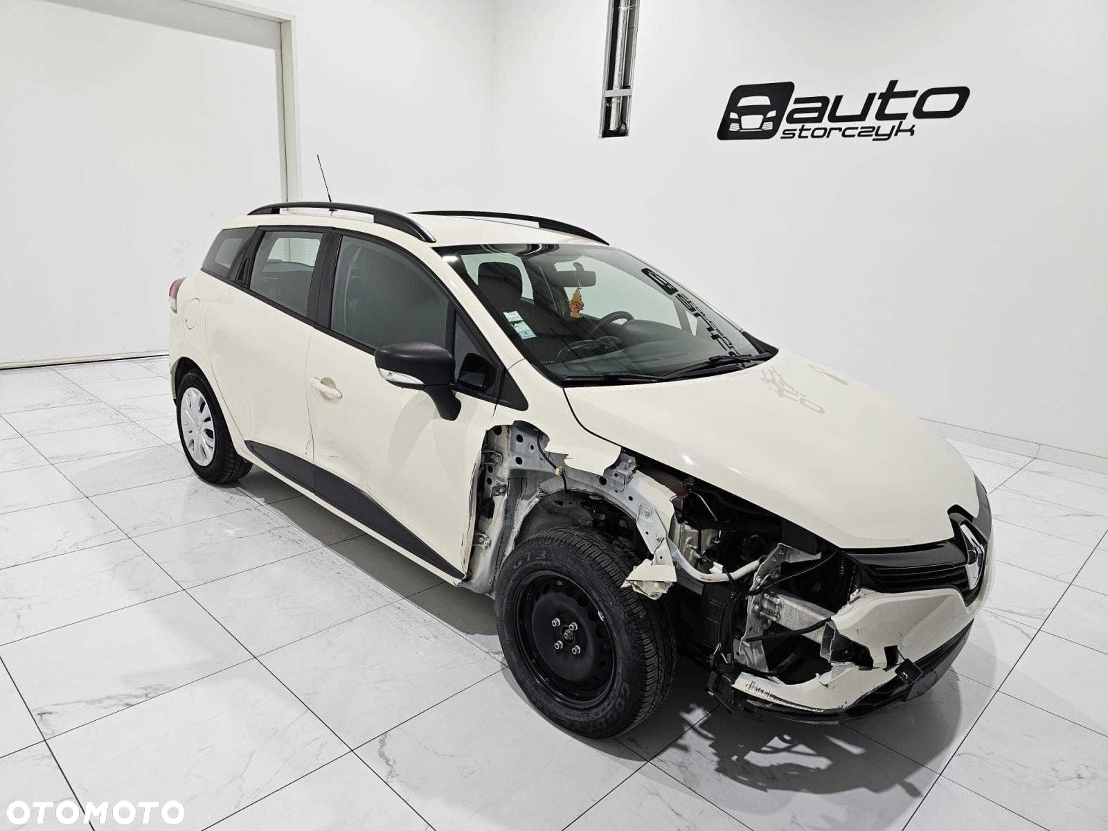 Renault Clio - 7
