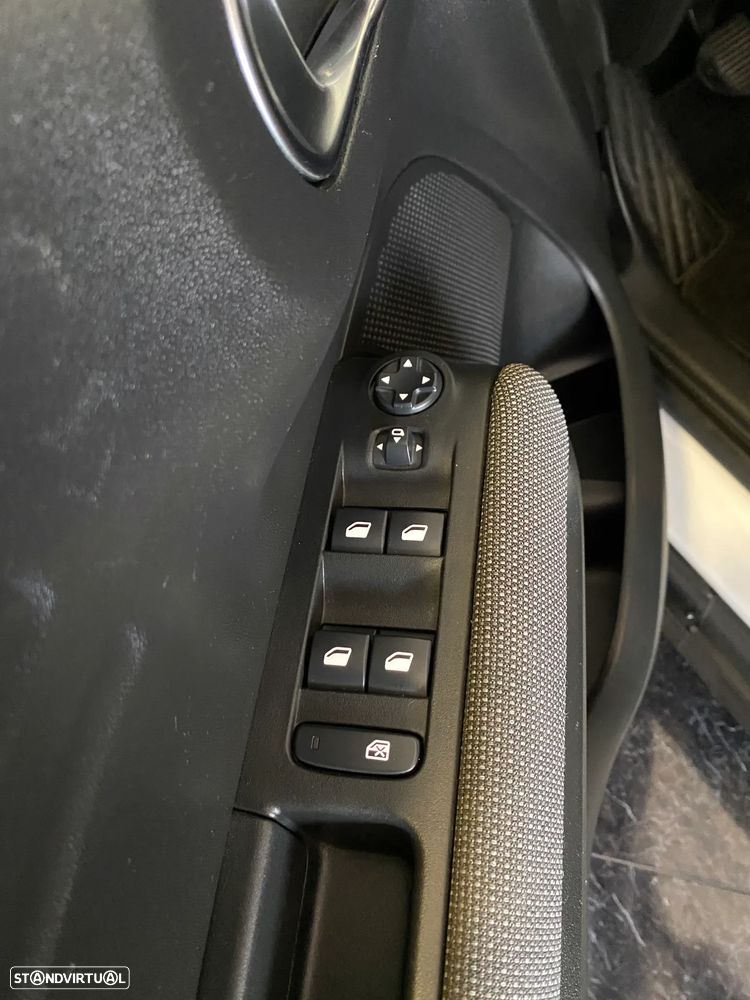 Citroën C3 Aircross 1.2 PureTech Plus - 21