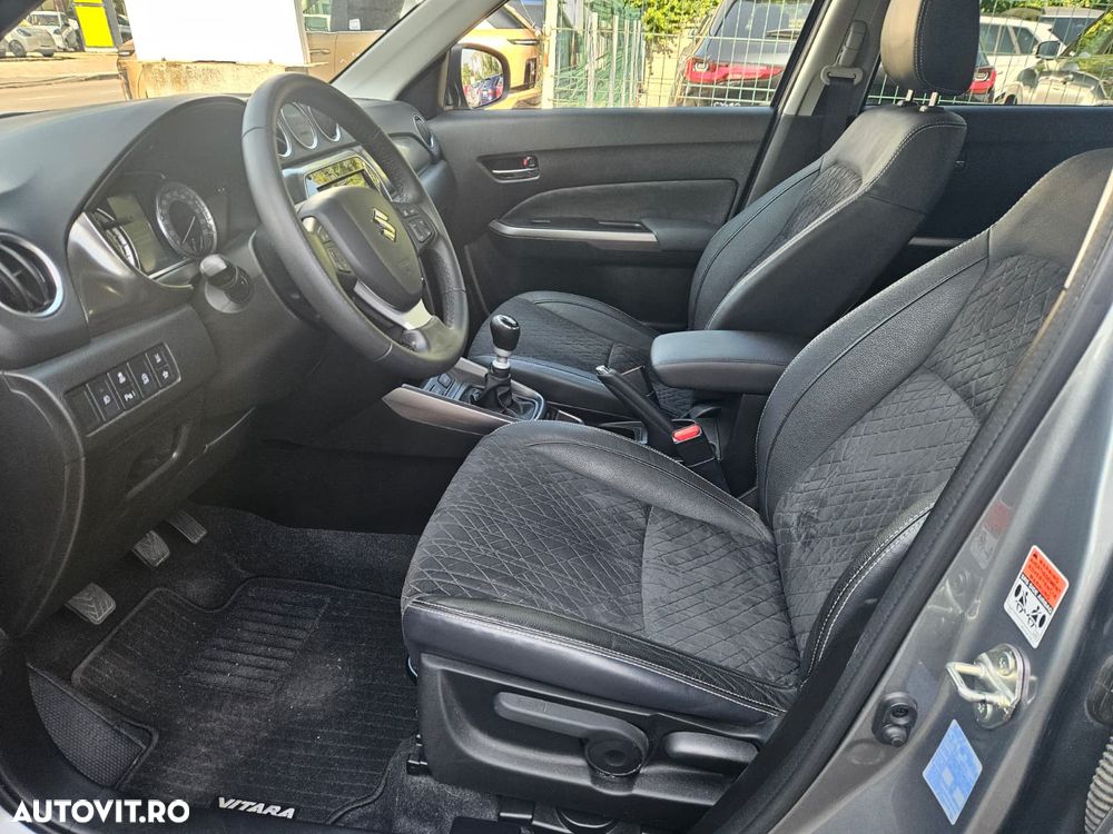 Suzuki Vitara 1.4 Boosterjet MHEV Spirit - 11