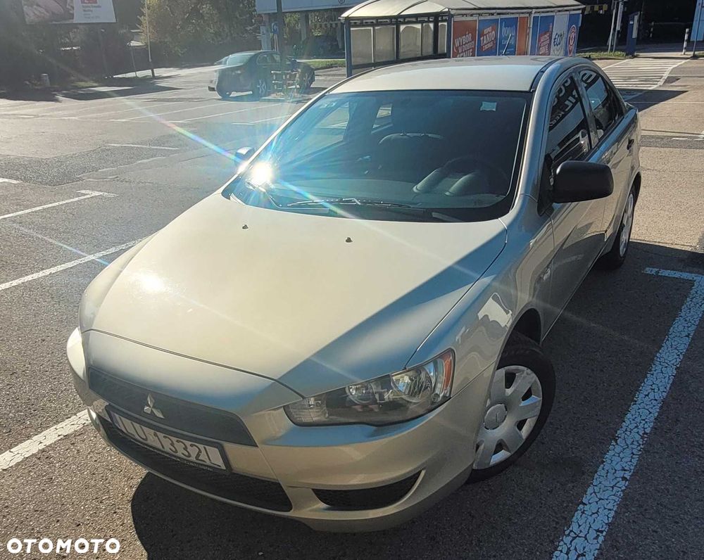 Mitsubishi Lancer - 1