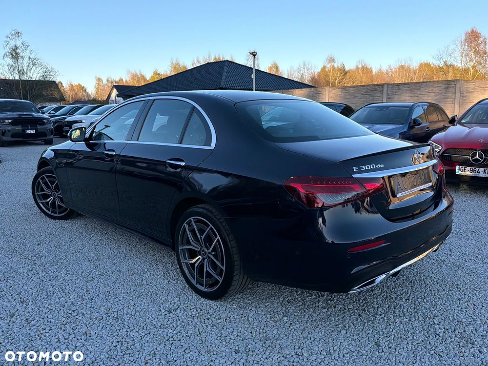 Mercedes-Benz Klasa E 300 de PHEV 4-Matic AMG 9G-Tronic - 11