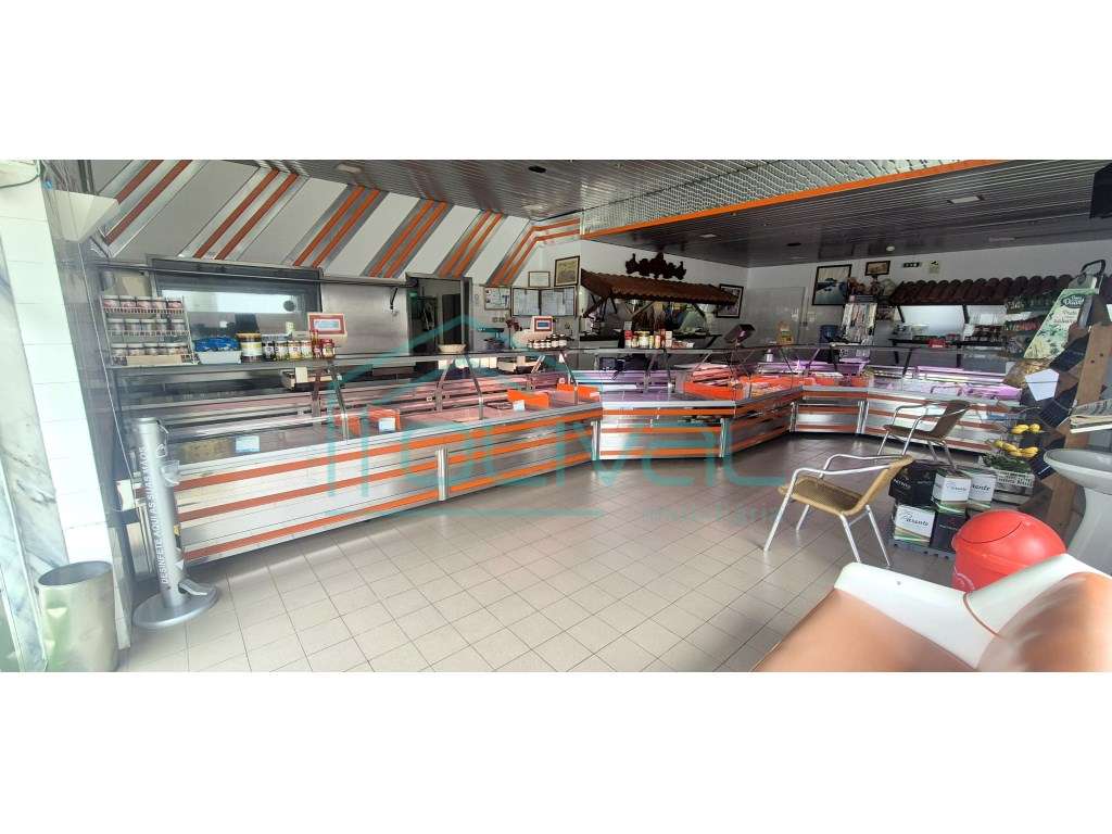 Talho e Charcutaria Tradicional - O Comércio de Proximidade no Port... - Grande imagem: 2/42