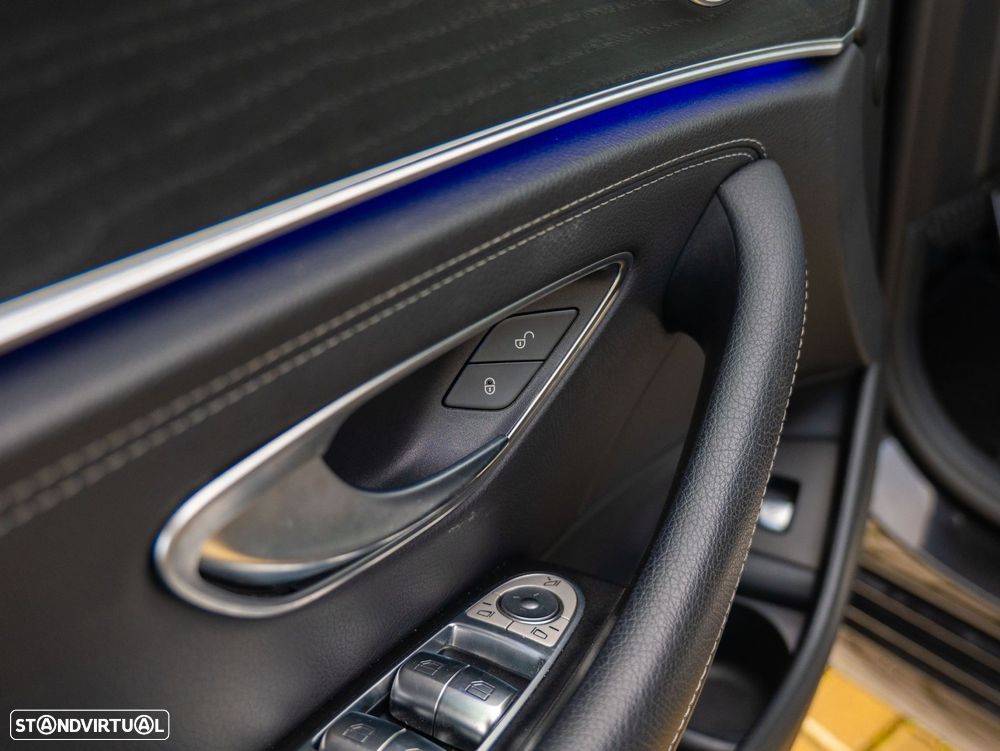 Mercedes-Benz E 220 d AMG Line - 15