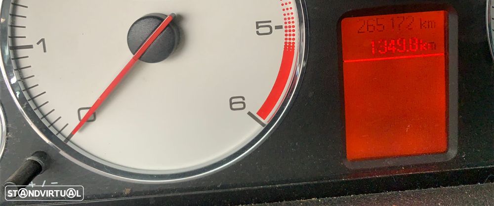 Peugeot 407 1.6 HDi Executive - 4