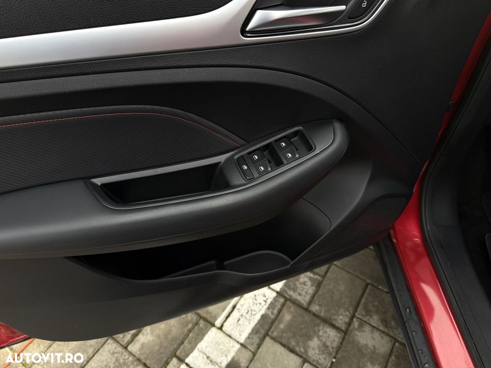 MG ZS 1.5 GSL 5MT Exclusive - 22