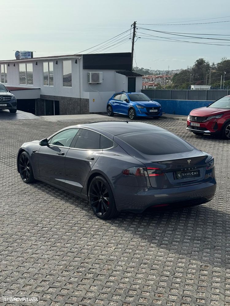 Tesla Model S Performance - 9
