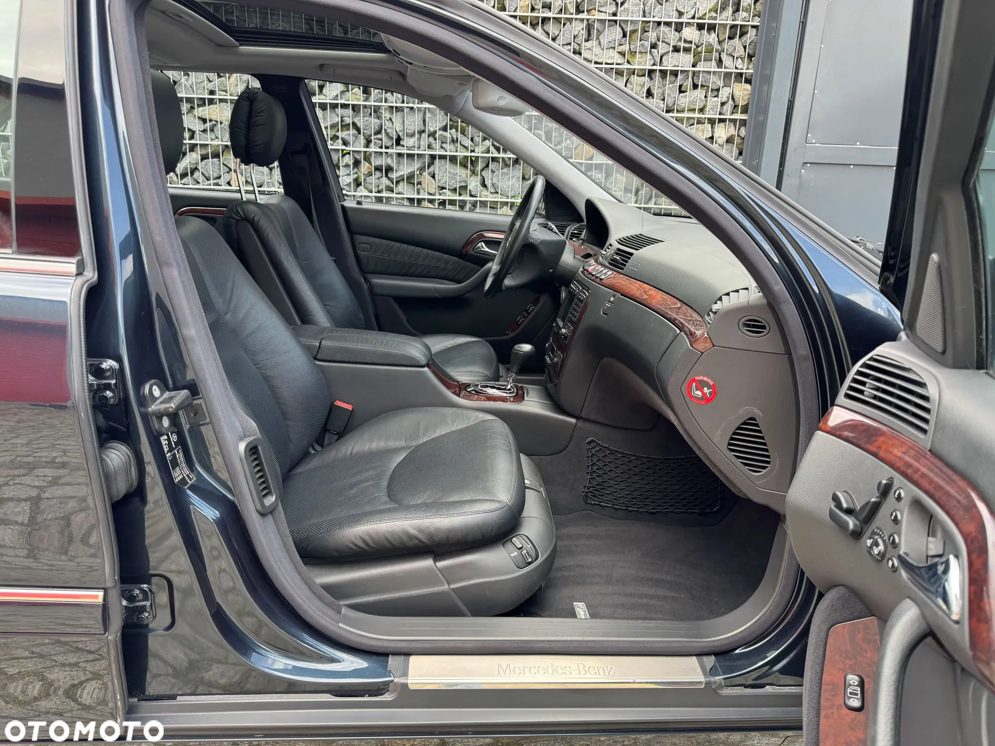 Mercedes-Benz Klasa E 320 4Matic Automatik Elegance - 28