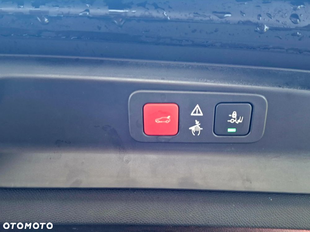 Peugeot 5008 1.5 BlueHDi Allure S&S EAT8 - 24