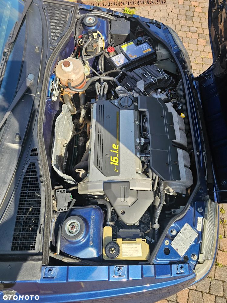 Renault Clio 2.0i Williams - 19