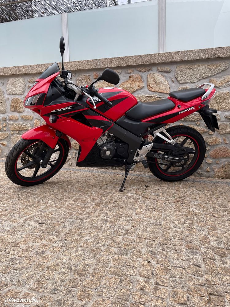 Honda CBR - 4