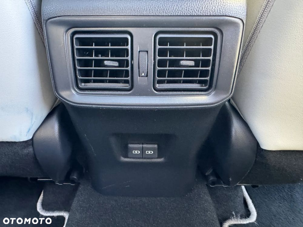 Toyota RAV4 2.5 Hybrid Executive 4x4 - 31