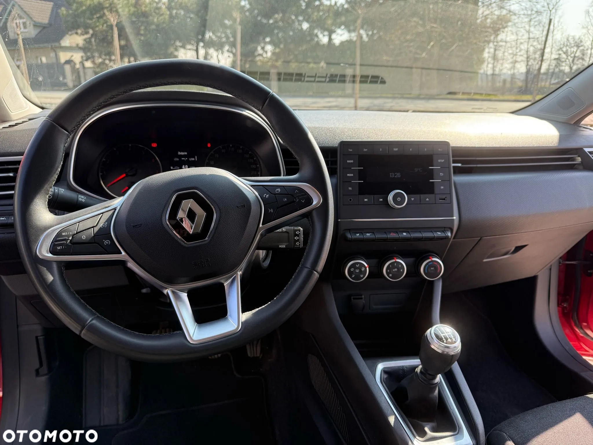Renault Clio 1.0 SCe Life - 9