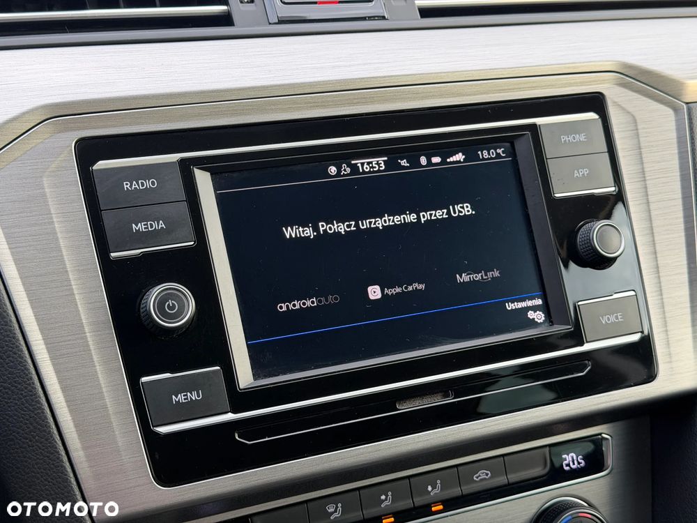 Volkswagen Passat 1.5 TSI EVO Business DSG - 25