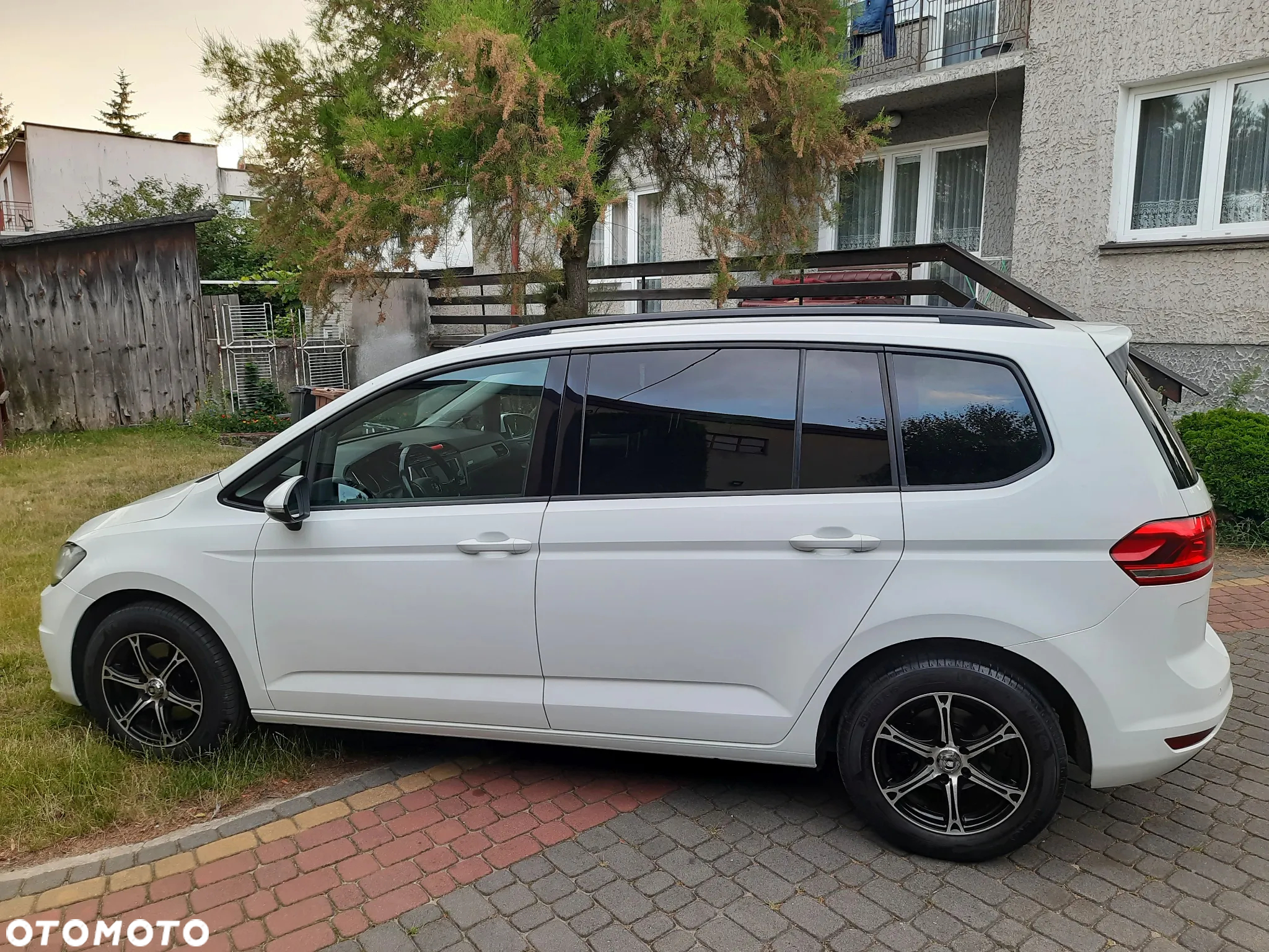 Volkswagen Touran 1.6 TDI BMT Comfortline - 7
