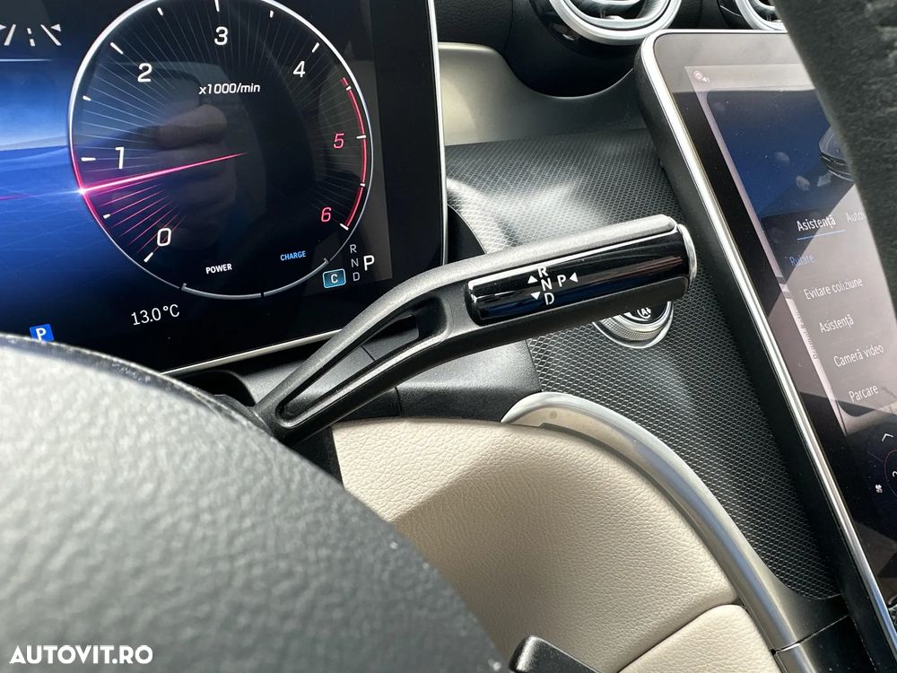 Mercedes-Benz GLC - 24