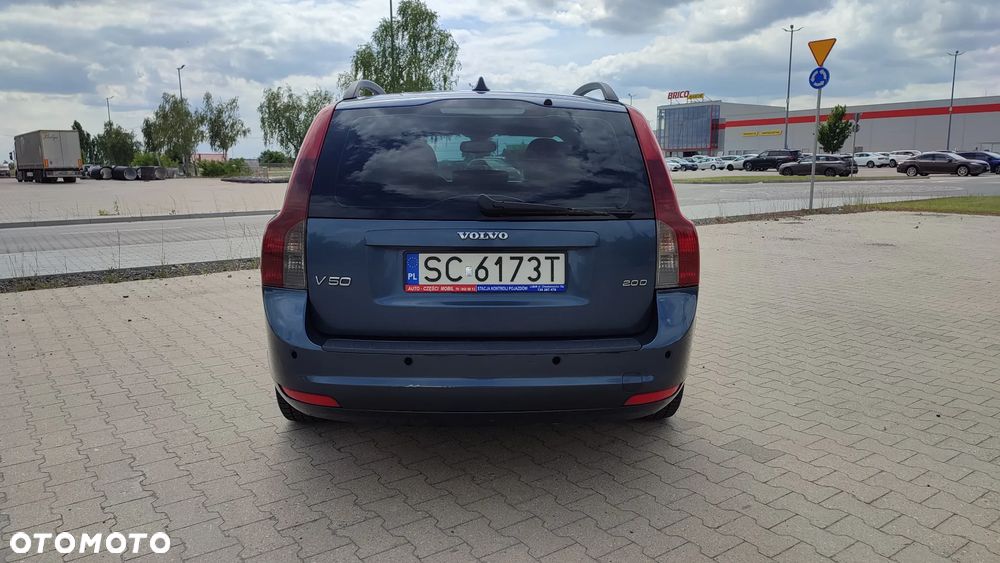 Volvo V50 2.0D Momentum - 4