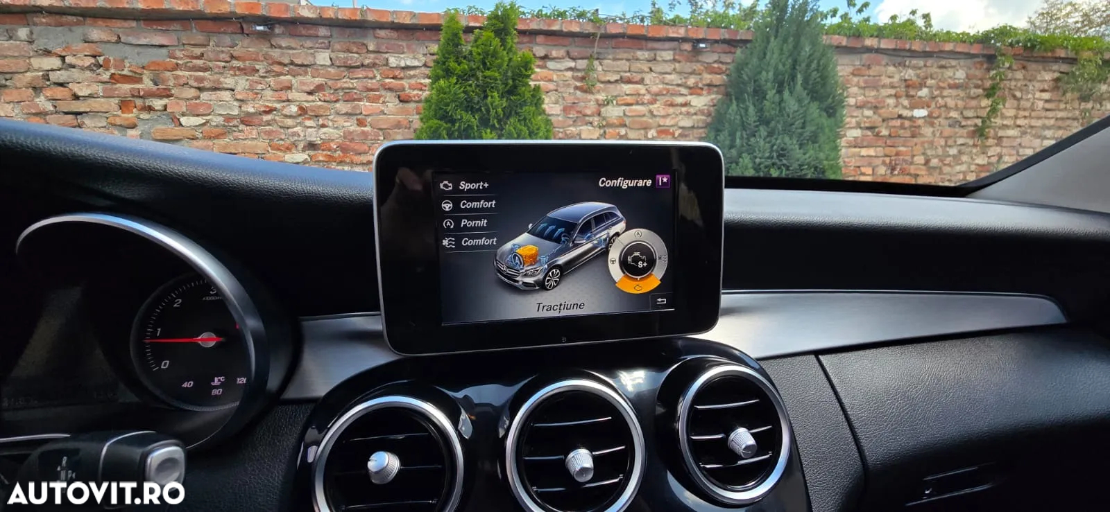 Mercedes-Benz C 220 d 4Matic T 9G-TRONIC AMG Line - 9