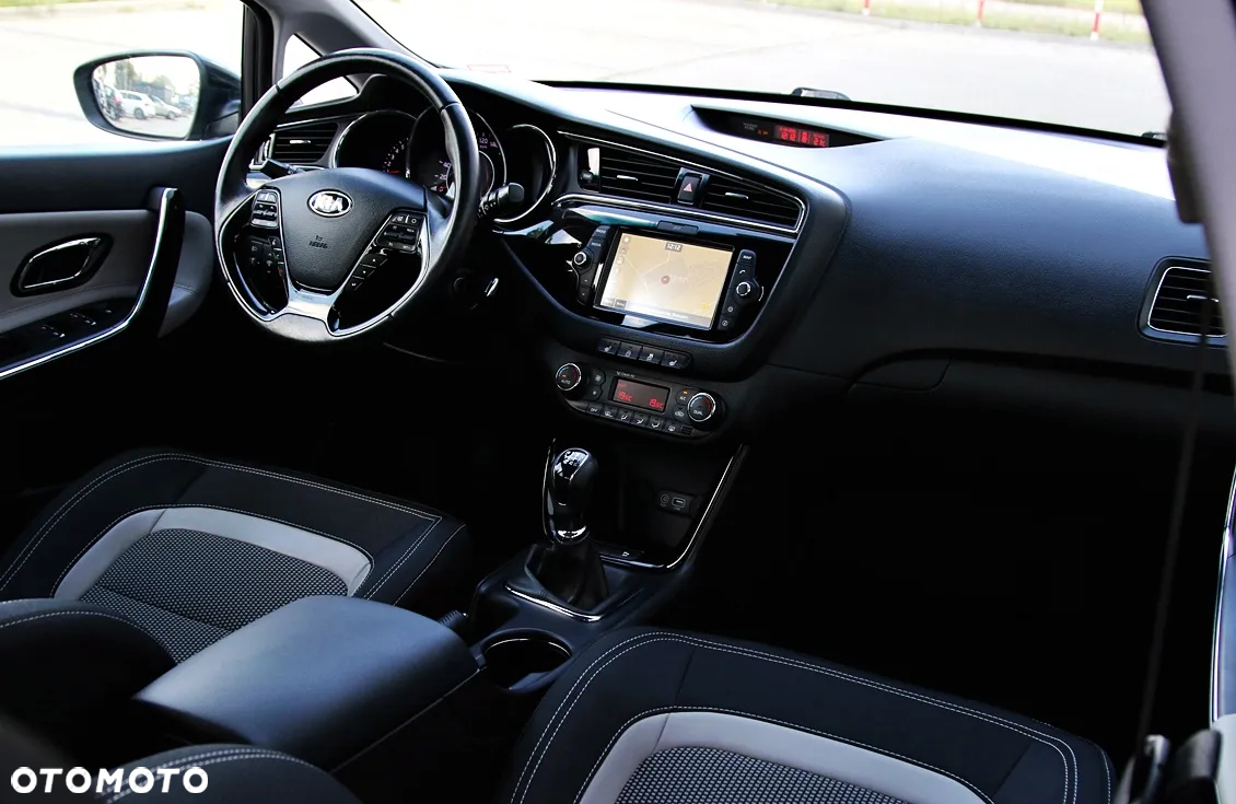Kia Ceed 1.4 L Business Line - 31