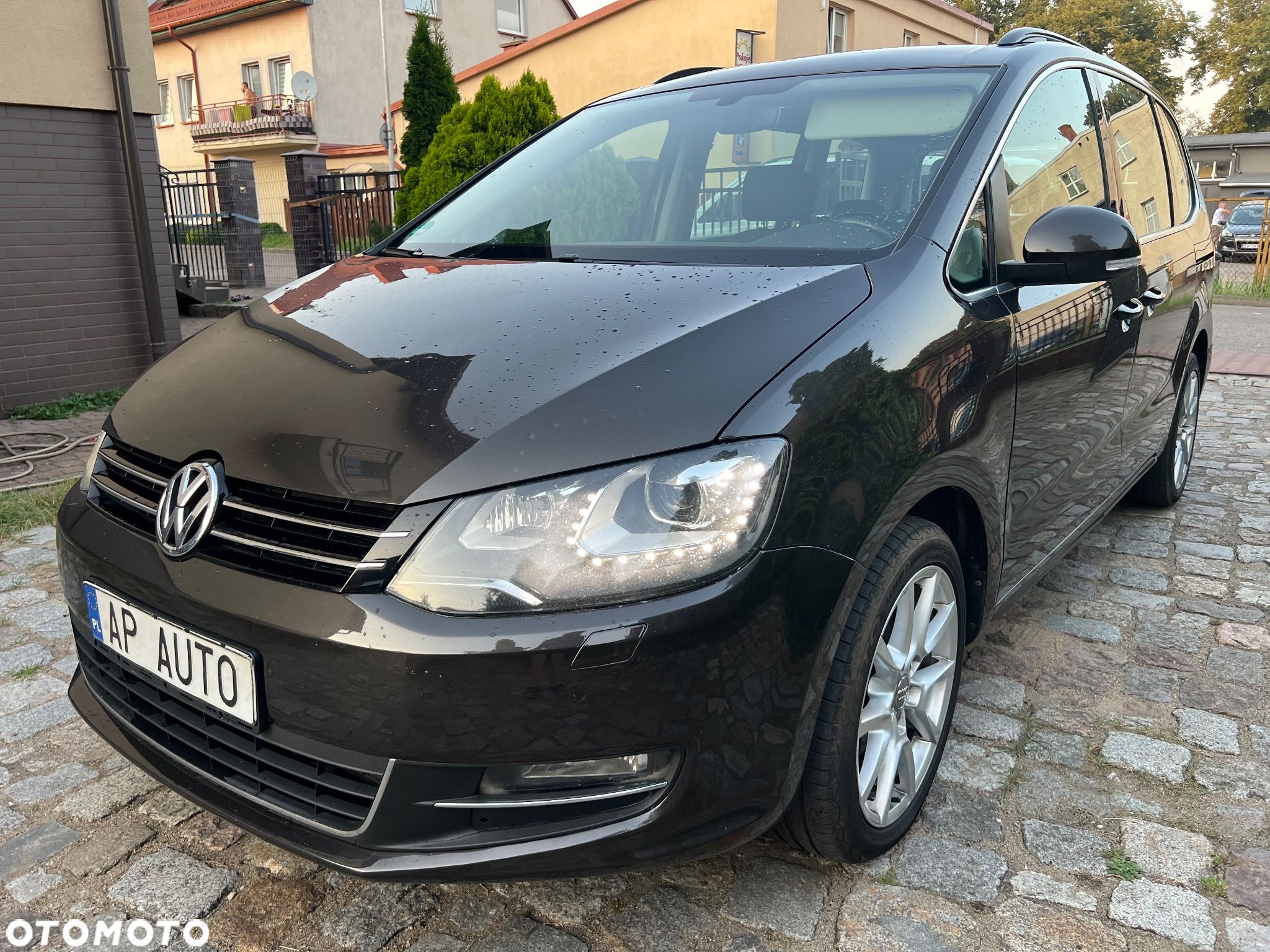 Volkswagen Sharan 2.0 TDI DSG (BlueMotion Technology) Comfortline - 1
