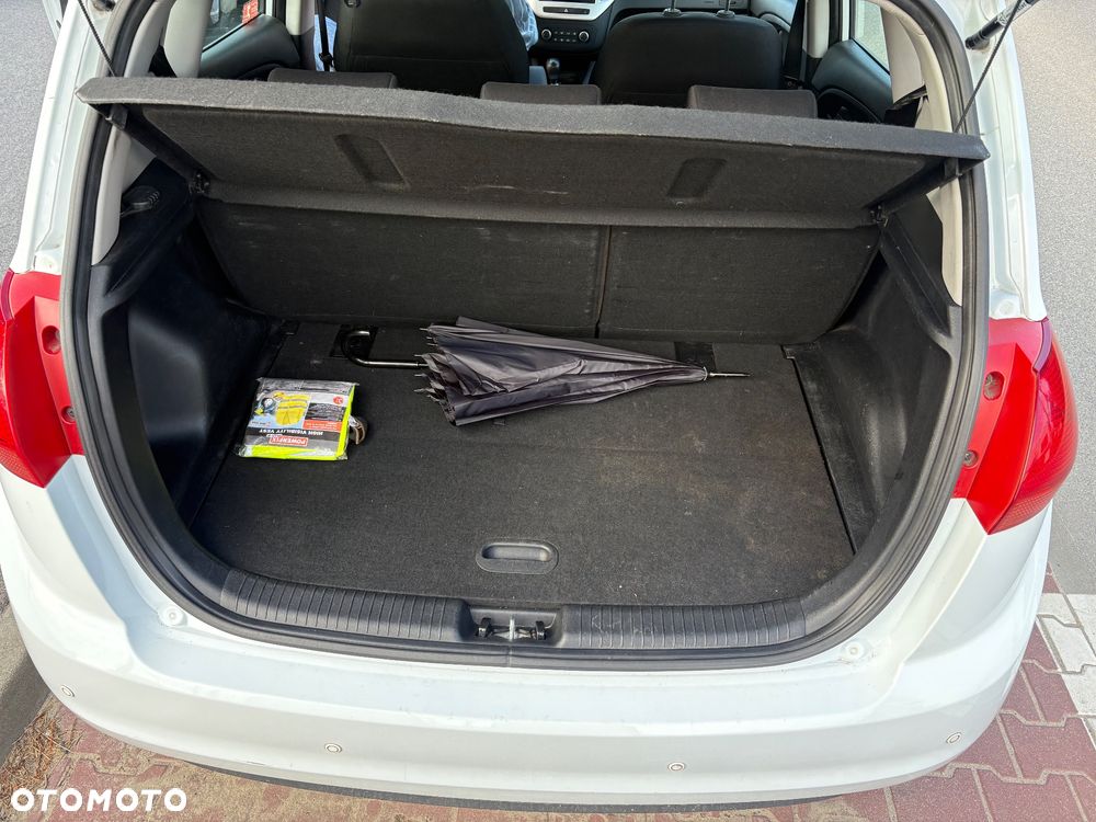 Kia Venga 1.4 M - 9