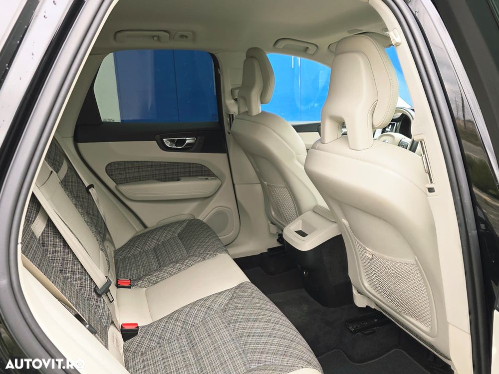 Volvo XC 60 D4 AWD Momentum - 18