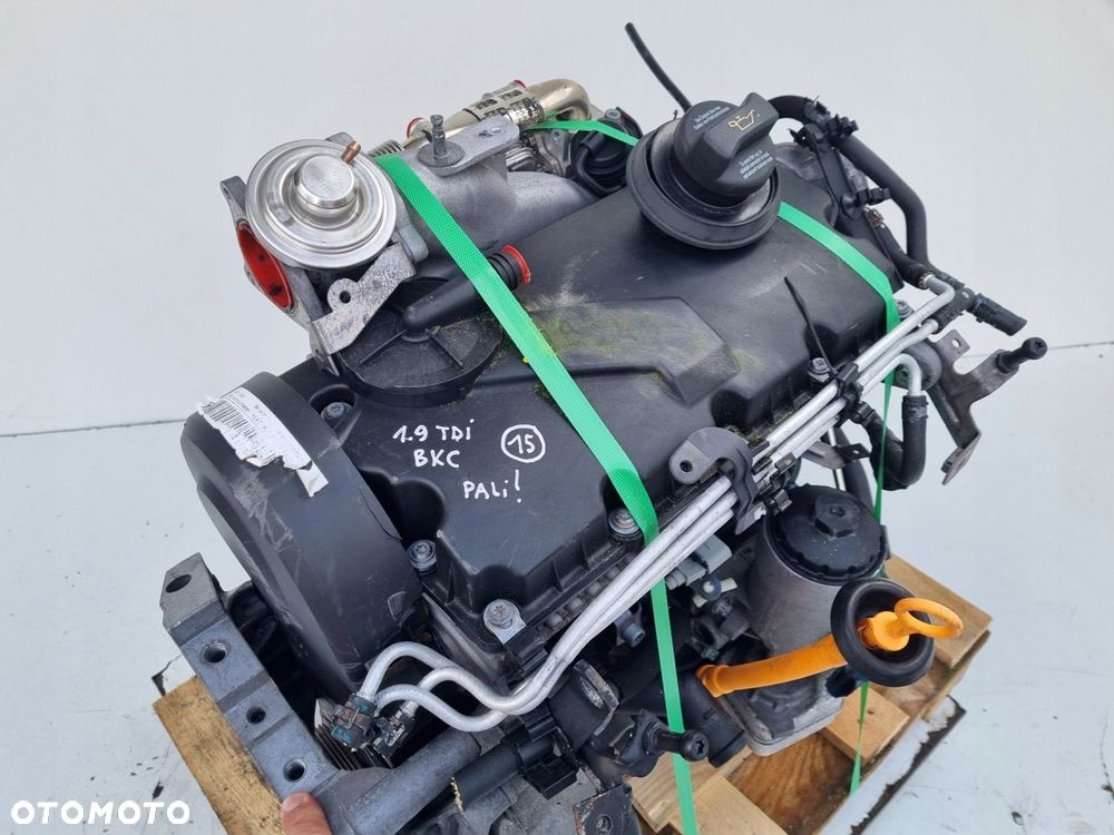 SILNIK KOMPLET VW Passat B6 1.9 TDI 105KM ładnie pracuje BKC - 4