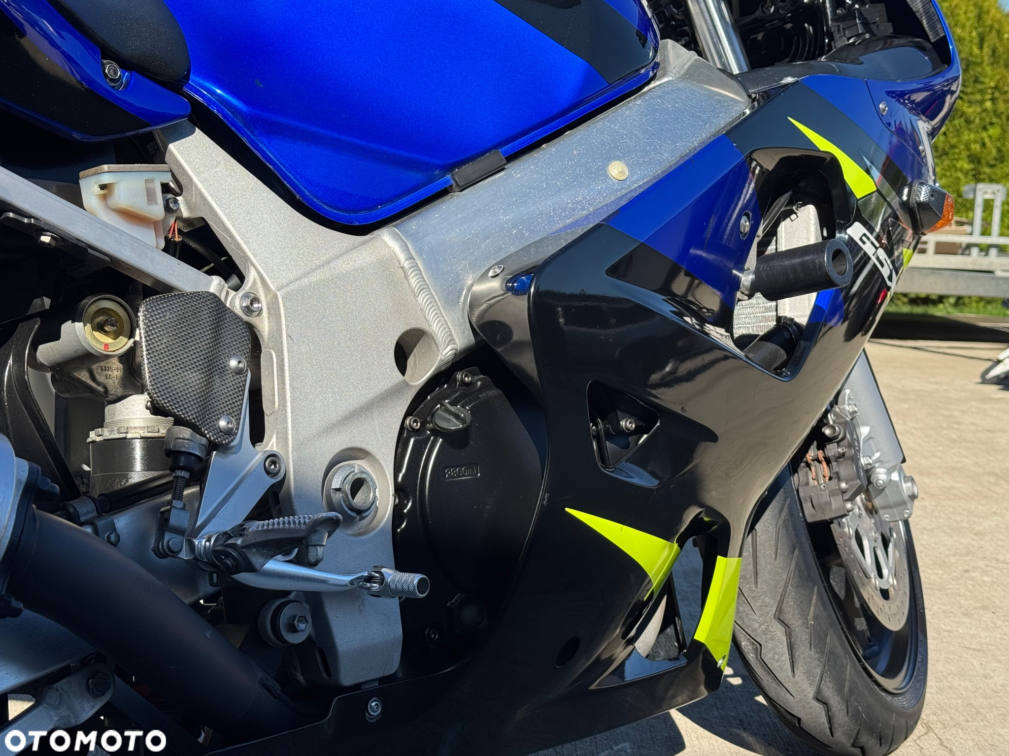 Suzuki GSX-R - 11
