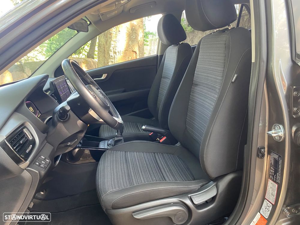 Kia Stonic 1.0 T-GDI Drive - 12