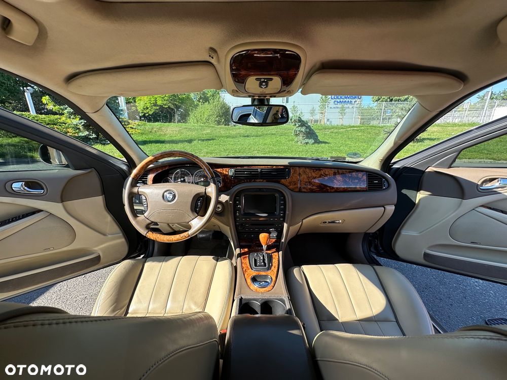 Jaguar S-Type 2.7 V6 D Executive - 26