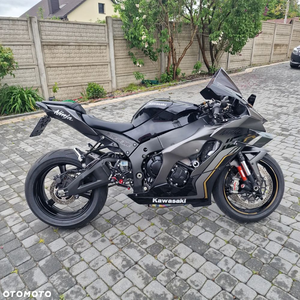 Kawasaki Ninja - 4