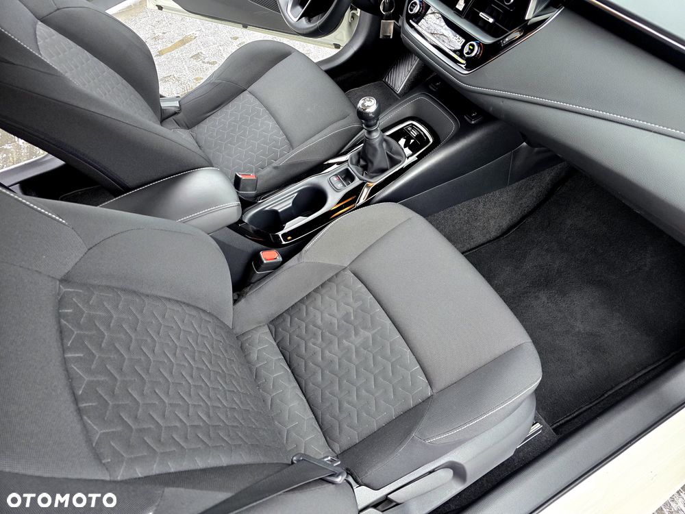 Toyota Corolla 1.2 T Selection - 26