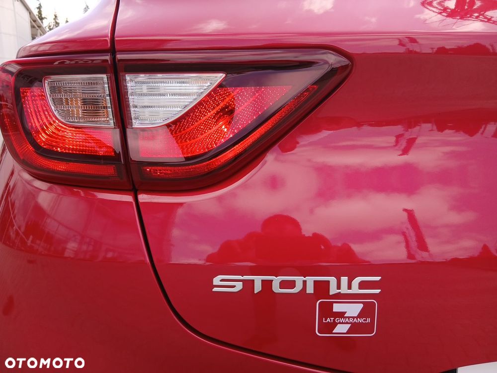 Kia Stonic 1.2 L - 11