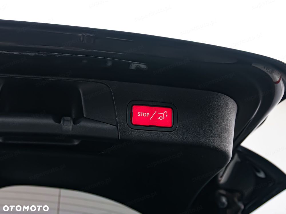 Mercedes-Benz GLB 200 d Progressive 8G-DCT - 28