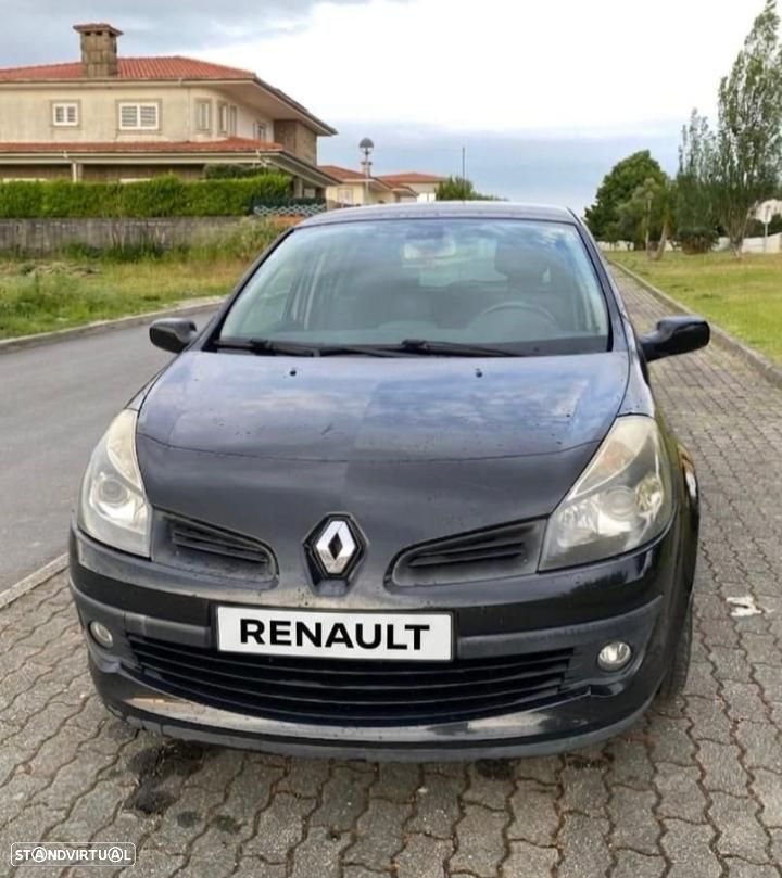 Renault Clio - 1
