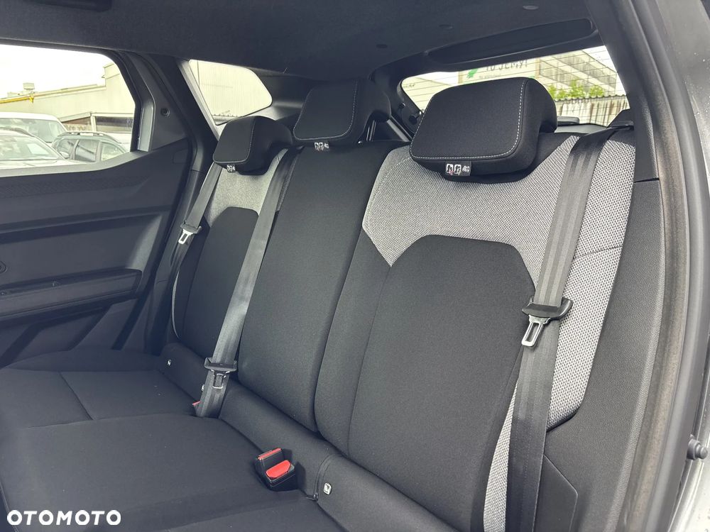 Dacia Duster 1.8 Full Hybrid 155 Journey MMT - 15
