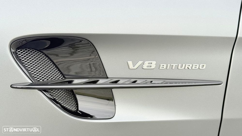 Mercedes-Benz AMG GT R - 18