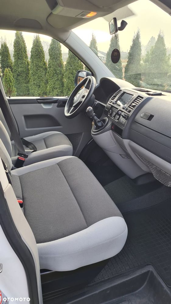 Volkswagen Transporter - 9