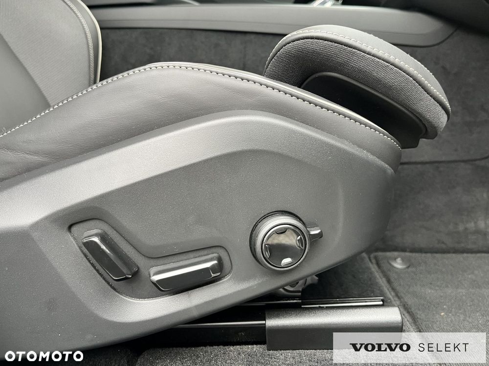 Volvo XC 60 - 38