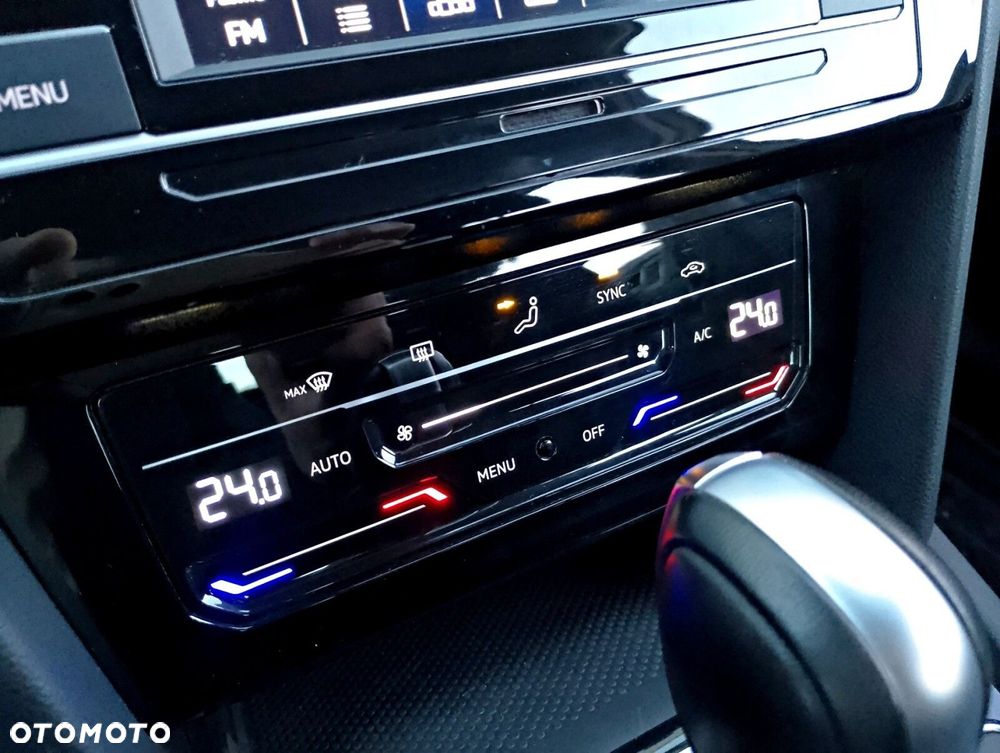 Volkswagen Passat 2.0 TDI EVO Business DSG - 24