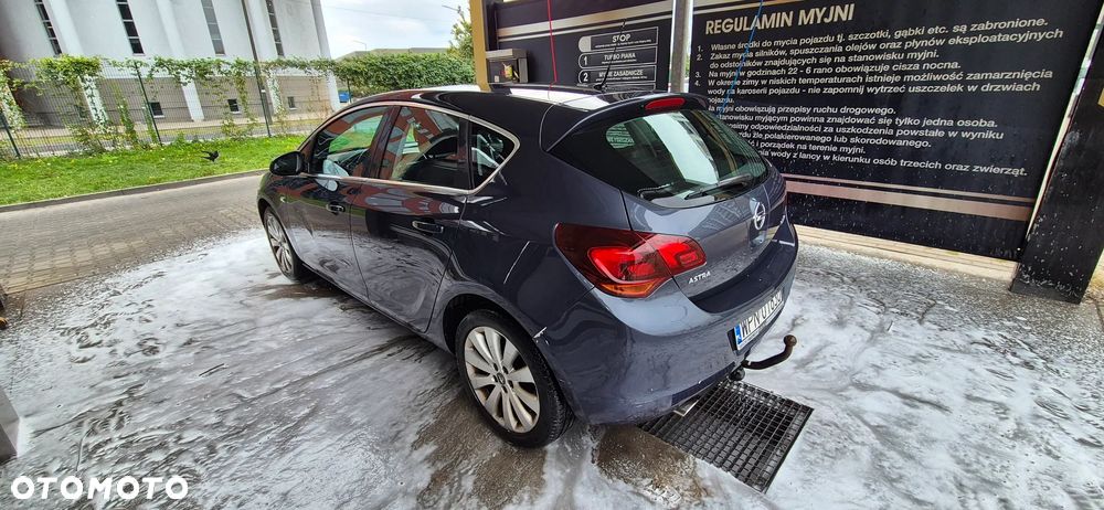 Opel Astra 1.4 T Cosmo - 6