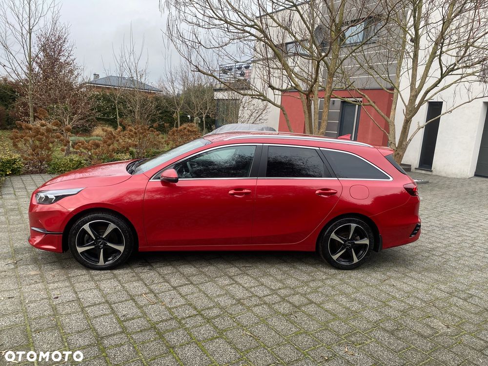 Kia Ceed - 37