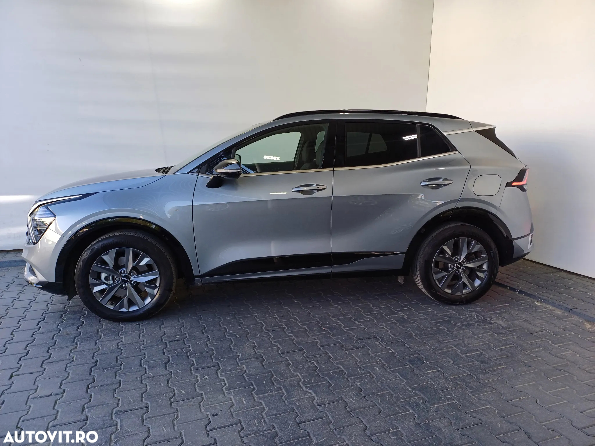 Kia Sportage 1.6 T-GDI HEV 6AT 4x4 GT Line - 2