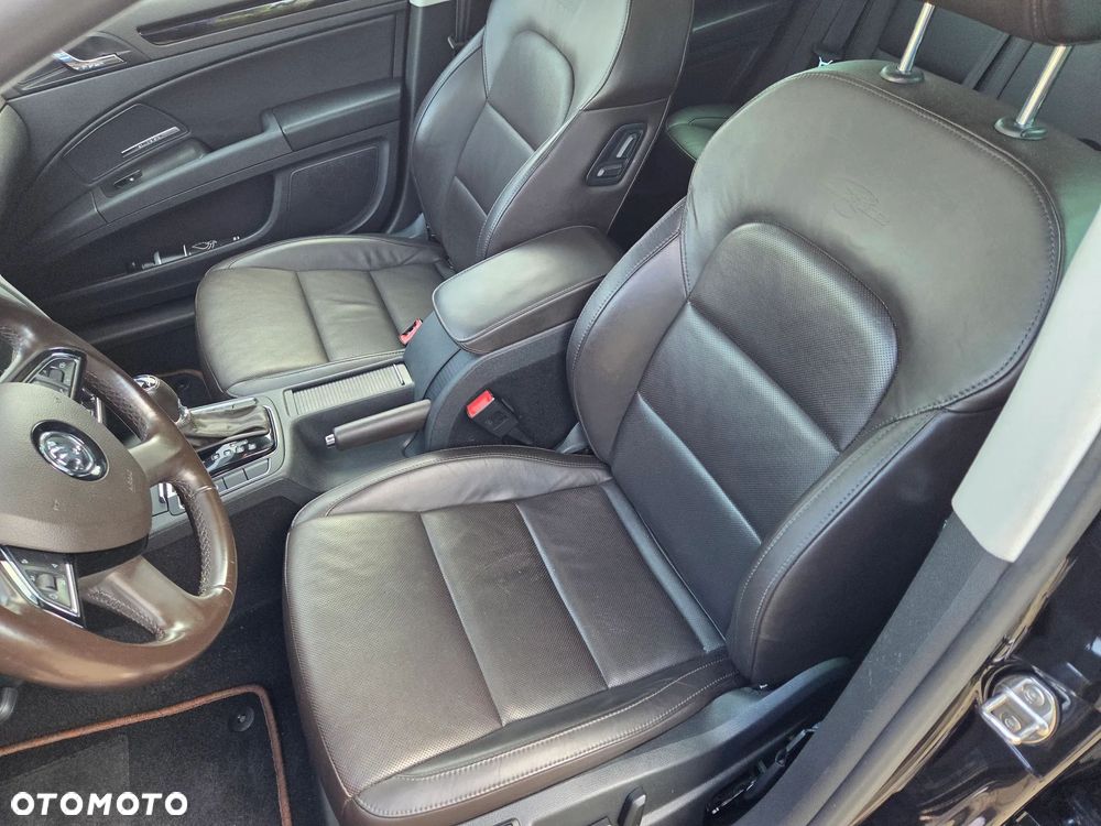 Skoda Superb Combi 3.6 V6 4x4 DSG L&K - 17