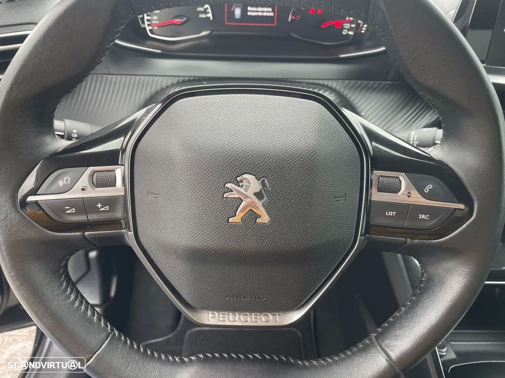 Peugeot 208 1.2 PureTech Allure - 27