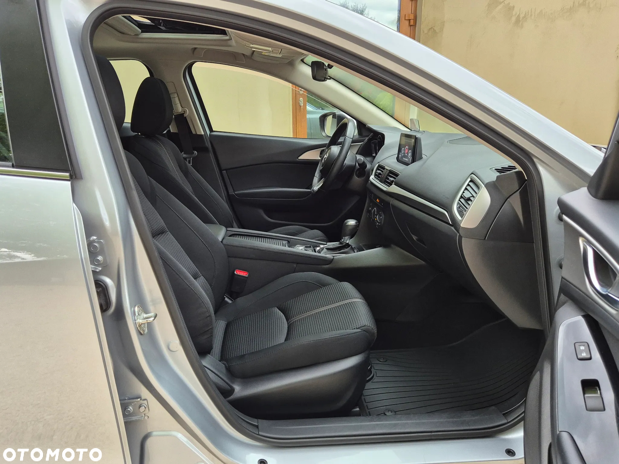 Mazda 3 - 15