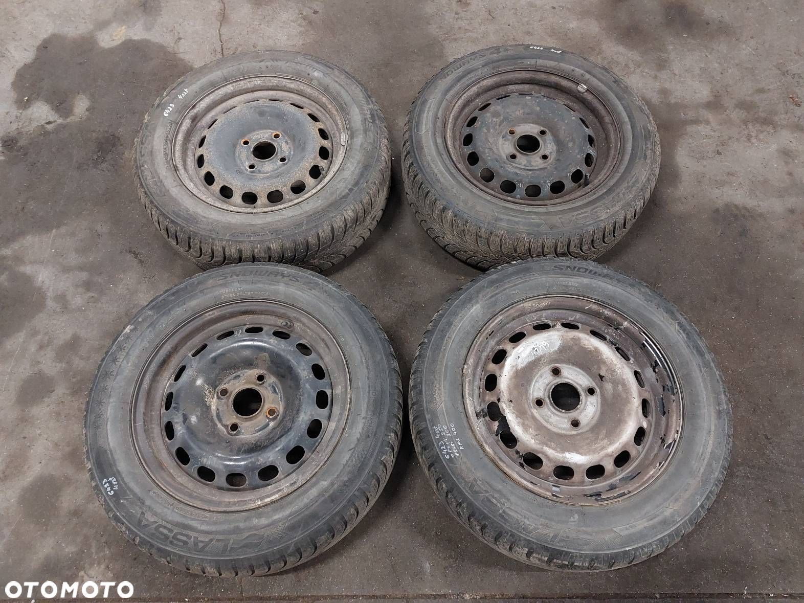 FELGI STALOWE 4SZT 4x108 6Jx15 ET37 FI57,1 AUDI 80 B4 8A0601025G - 1